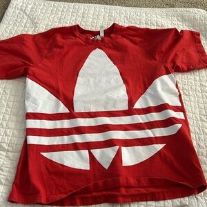 Adidas oversized T-shirt